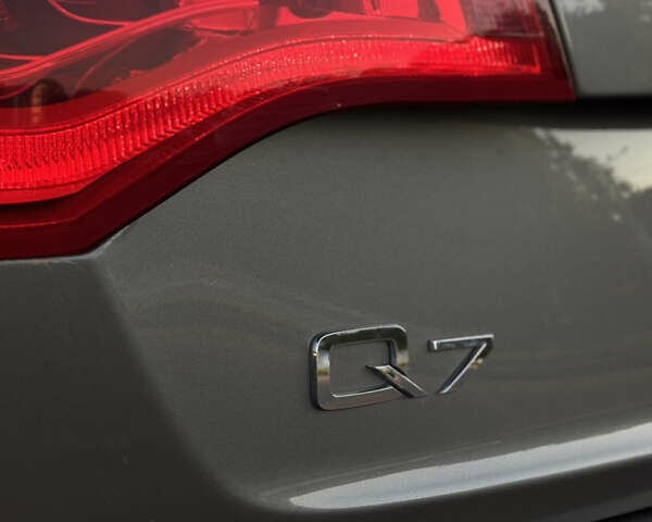 Ауди Ку 7 2014 в Львове на Automoto.ua Серый Ауди Ку 7, объемом двигателя 3 л и пробегом 183 тыс. км за 15100 $, фото 13 на Automoto.ua