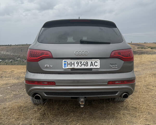 Ауди Ку 7 2014 в Килие на Automoto.ua Серый Ауди Ку 7, объемом двигателя 3 л и пробегом 230 тыс. км за 17000 $, фото 3 на Automoto.ua