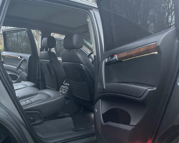 Серый Ауди Ку 7, объемом двигателя 2.97 л и пробегом 226 тыс. км за 23500 $, фото 15 на Automoto.ua