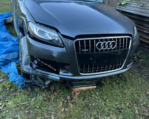 Серый Ауди Ку 7, объемом двигателя 2.97 л и пробегом 206 тыс. км за 8500 $, фото 1 на Automoto.ua