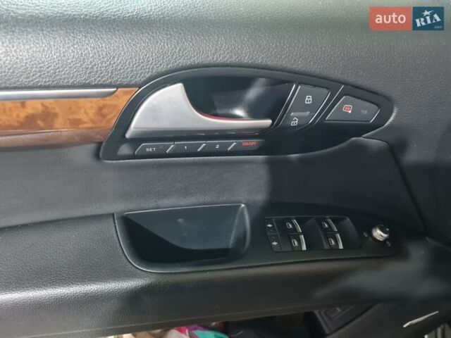 Ауди Ку 7 2014 в Тернополе на Automoto.ua Серый Ауди Ку 7, объемом двигателя 3 л и пробегом 184 тыс. км за 27000 $, фото 14 на Automoto.ua