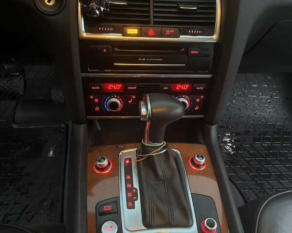 Серый Ауди Ку 7, объемом двигателя 2.97 л и пробегом 226 тыс. км за 23500 $, фото 22 на Automoto.ua