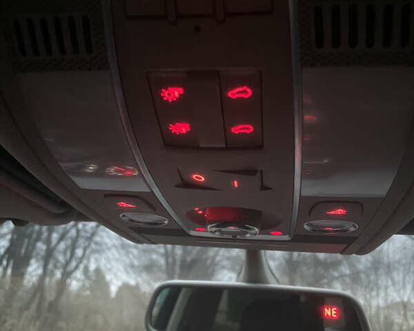 Серый Ауди Ку 7, объемом двигателя 2.97 л и пробегом 226 тыс. км за 23500 $, фото 26 на Automoto.ua