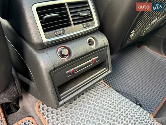 Сірий Ауді Ку 7, об'ємом двигуна 3 л та пробігом 242 тис. км за 17990 $, фото 26 на Automoto.ua