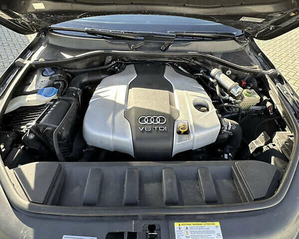 Серый Ауди Ку 7, объемом двигателя 2.97 л и пробегом 144 тыс. км за 19700 $, фото 5 на Automoto.ua