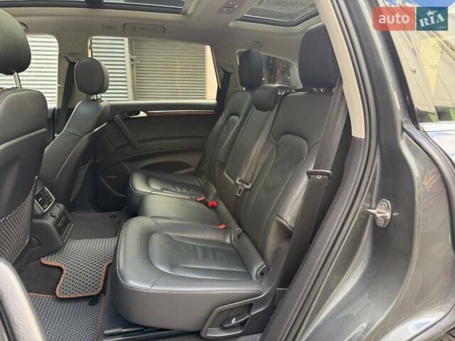 Сірий Ауді Ку 7, об'ємом двигуна 3 л та пробігом 242 тис. км за 17990 $, фото 7 на Automoto.ua