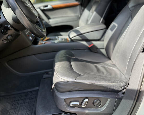 Ауди Ку 7 2014 в Львове на Automoto.ua Серый Ауди Ку 7, объемом двигателя 3 л и пробегом 218 тыс. км за 14950 $, фото 19 на Automoto.ua