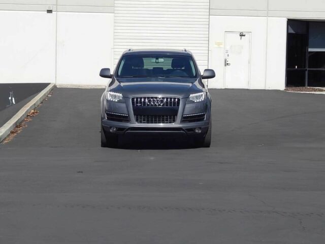 Сірий Ауді Ку 7, об'ємом двигуна 3 л та пробігом 82 тис. км за 9000 $, фото 1 на Automoto.ua