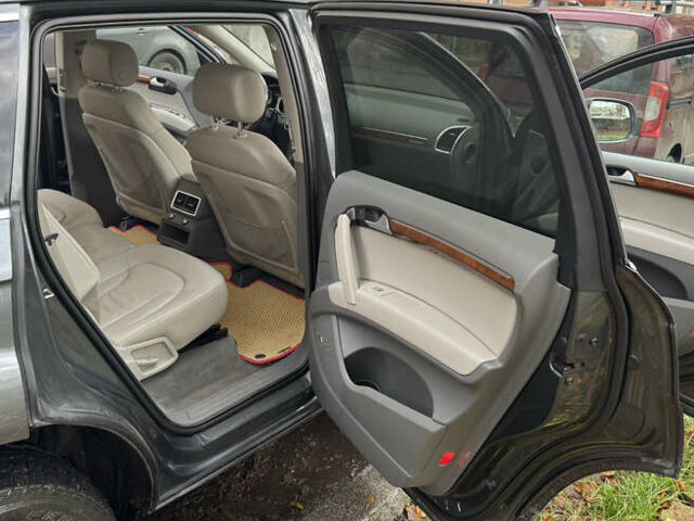 Серый Ауди Ку 7, объемом двигателя 3 л и пробегом 213 тыс. км за 13900 $, фото 11 на Automoto.ua