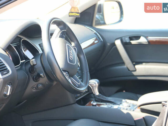 Сірий Ауді Ку 7, об'ємом двигуна 3 л та пробігом 193 тис. км за 16500 $, фото 35 на Automoto.ua