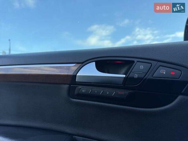 Серый Ауди Ку 7, объемом двигателя 2.97 л и пробегом 165 тыс. км за 20500 $, фото 53 на Automoto.ua