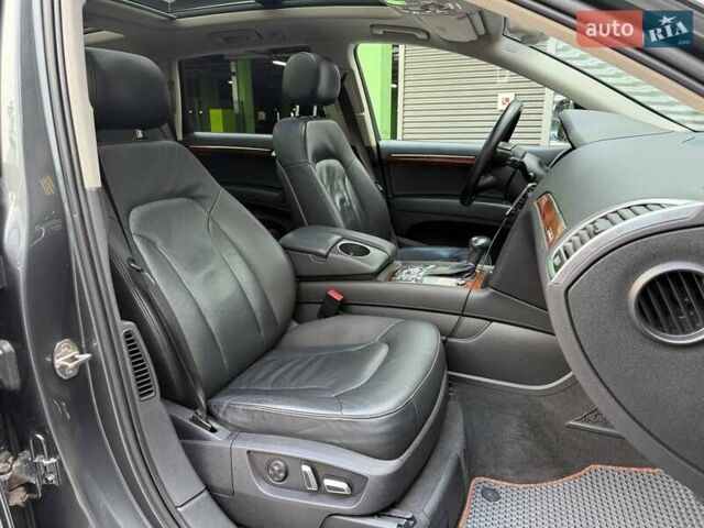 Сірий Ауді Ку 7, об'ємом двигуна 3 л та пробігом 242 тис. км за 17990 $, фото 11 на Automoto.ua