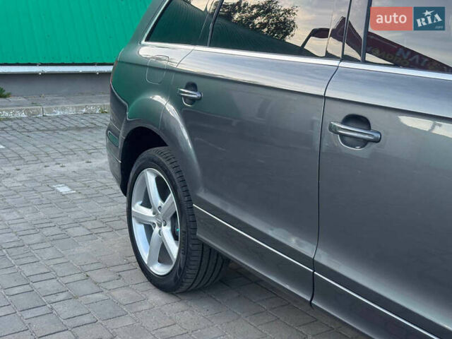 Сірий Ауді Ку 7, об'ємом двигуна 3 л та пробігом 274 тис. км за 17500 $, фото 21 на Automoto.ua