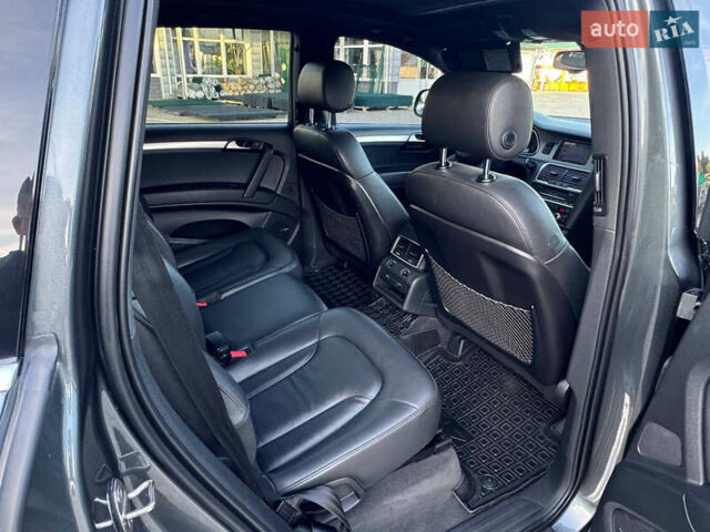 Сірий Ауді Ку 7, об'ємом двигуна 3 л та пробігом 274 тис. км за 17500 $, фото 31 на Automoto.ua