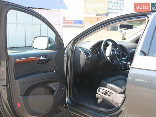 Сірий Ауді Ку 7, об'ємом двигуна 3 л та пробігом 193 тис. км за 16500 $, фото 25 на Automoto.ua