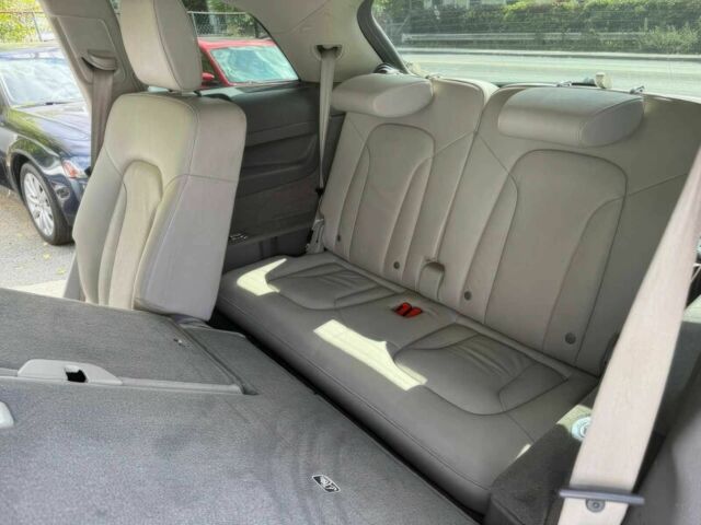 Серый Ауди Ку 7, объемом двигателя 3 л и пробегом 80 тыс. км за 10000 $, фото 11 на Automoto.ua