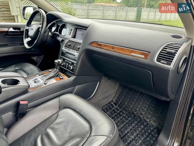 Сірий Ауді Ку 7, об'ємом двигуна 3 л та пробігом 183 тис. км за 12999 $, фото 30 на Automoto.ua