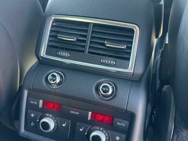 Серый Ауди Ку 7, объемом двигателя 3 л и пробегом 73 тыс. км за 16500 $, фото 12 на Automoto.ua