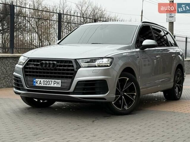 Сірий Ауді Ку 7, об'ємом двигуна 3 л та пробігом 180 тис. км за 26500 $, фото 1 на Automoto.ua