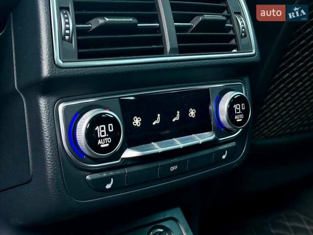 Сірий Ауді Ку 7, об'ємом двигуна 3 л та пробігом 160 тис. км за 32999 $, фото 22 на Automoto.ua