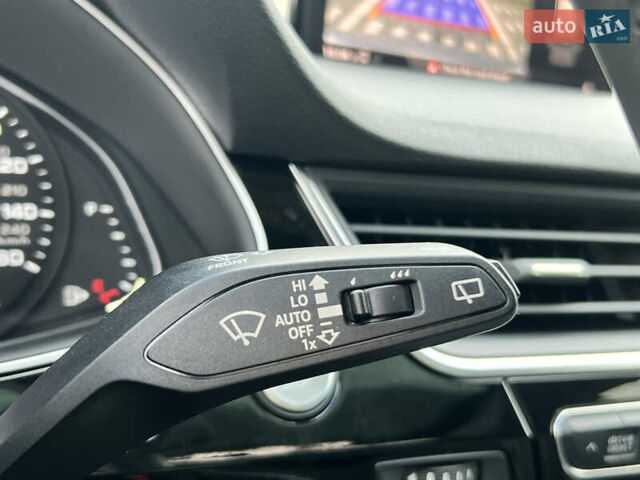 Сірий Ауді Ку 7, об'ємом двигуна 3 л та пробігом 138 тис. км за 23499 $, фото 73 на Automoto.ua