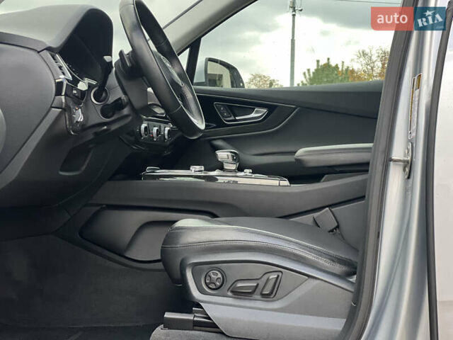 Сірий Ауді Ку 7, об'ємом двигуна 3 л та пробігом 138 тис. км за 23499 $, фото 64 на Automoto.ua