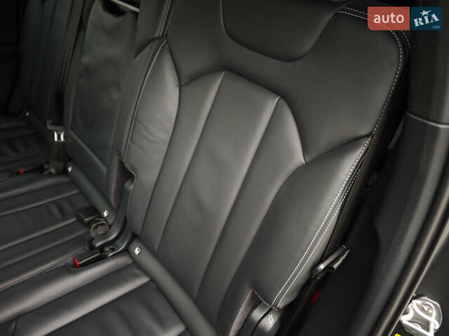 Сірий Ауді Ку 7, об'ємом двигуна 2.97 л та пробігом 184 тис. км за 46900 $, фото 50 на Automoto.ua