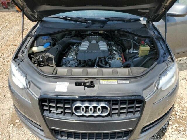 Серый Ауди Ку 7, объемом двигателя 3 л и пробегом 147 тыс. км за 1100 $, фото 11 на Automoto.ua