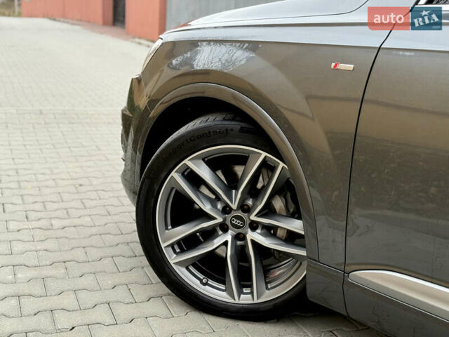 Сірий Ауді Ку 7, об'ємом двигуна 2.97 л та пробігом 246 тис. км за 33500 $, фото 28 на Automoto.ua