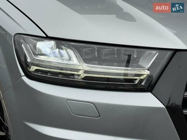 Сірий Ауді Ку 7, об'ємом двигуна 3 л та пробігом 180 тис. км за 26500 $, фото 20 на Automoto.ua