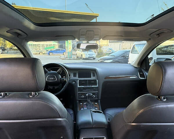 Серый Ауди Ку 7, объемом двигателя 3 л и пробегом 133 тыс. км за 15500 $, фото 9 на Automoto.ua