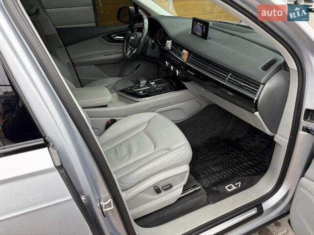 Сірий Ауді Ку 7, об'ємом двигуна 3 л та пробігом 180 тис. км за 26500 $, фото 42 на Automoto.ua