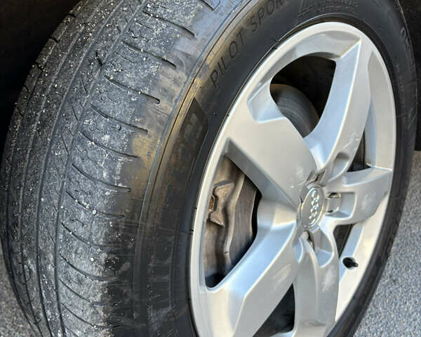 Серый Ауди Ку 7, объемом двигателя 3 л и пробегом 133 тыс. км за 15500 $, фото 20 на Automoto.ua