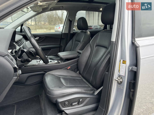 Сірий Ауді Ку 7, об'ємом двигуна 3 л та пробігом 138 тис. км за 22950 $, фото 25 на Automoto.ua