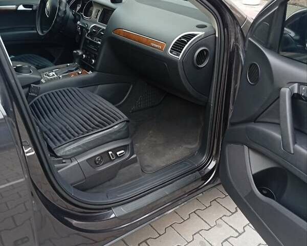 Сірий Ауді Ку 7, об'ємом двигуна 2.99 л та пробігом 116 тис. км за 18500 $, фото 10 на Automoto.ua