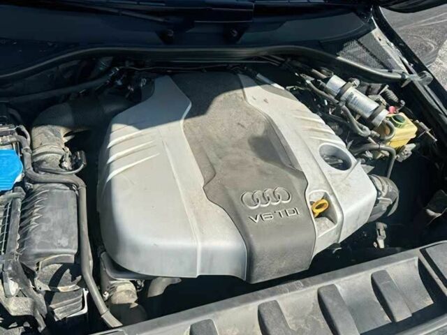 Серый Ауди Ку 7, объемом двигателя 3 л и пробегом 73 тыс. км за 16500 $, фото 15 на Automoto.ua