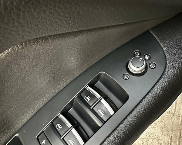 Сірий Ауді Ку 7, об'ємом двигуна 3 л та пробігом 232 тис. км за 18900 $, фото 32 на Automoto.ua