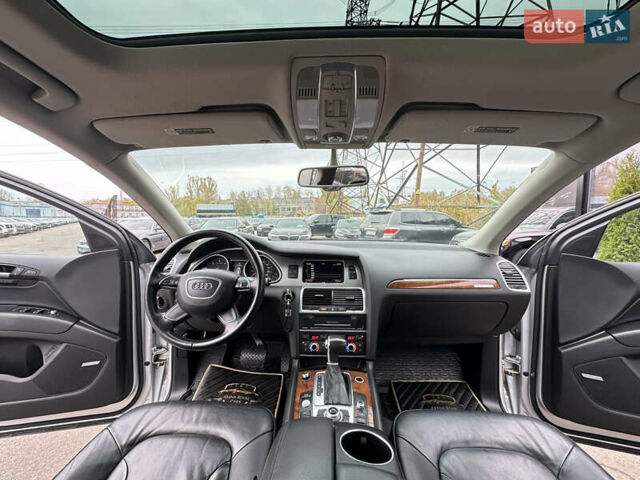 Сірий Ауді Ку 7, об'ємом двигуна 2.97 л та пробігом 320 тис. км за 19700 $, фото 20 на Automoto.ua