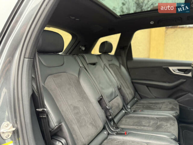 Сірий Ауді Ку 7, об'ємом двигуна 2.97 л та пробігом 246 тис. км за 33500 $, фото 36 на Automoto.ua