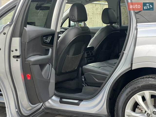 Сірий Ауді Ку 7, об'ємом двигуна 3 л та пробігом 138 тис. км за 23499 $, фото 85 на Automoto.ua