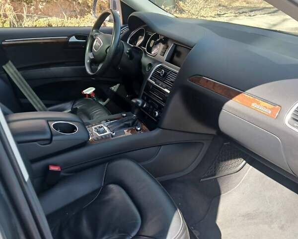 Сірий Ауді Ку 7, об'ємом двигуна 2.97 л та пробігом 199 тис. км за 21900 $, фото 31 на Automoto.ua