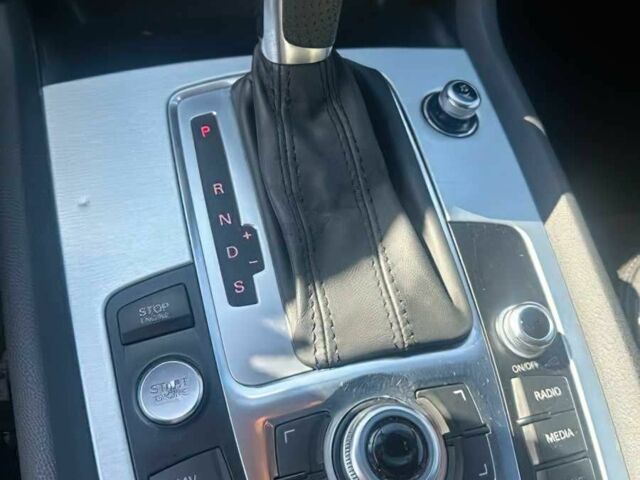 Серый Ауди Ку 7, объемом двигателя 3 л и пробегом 73 тыс. км за 16500 $, фото 8 на Automoto.ua