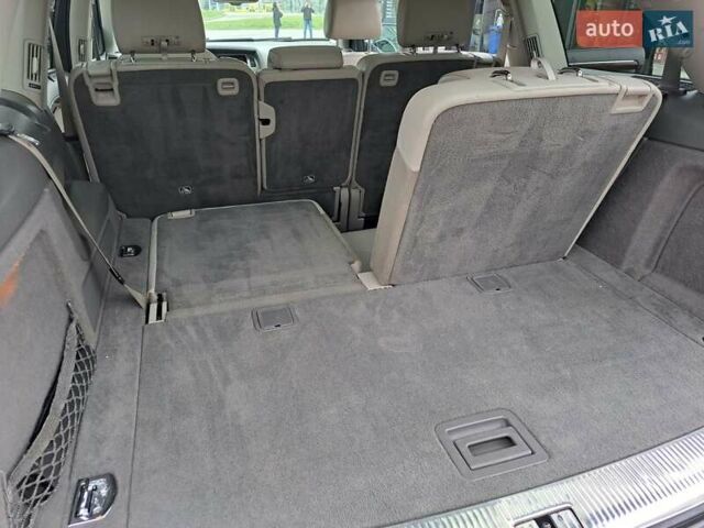 Сірий Ауді Ку 7, об'ємом двигуна 3 л та пробігом 262 тис. км за 23400 $, фото 16 на Automoto.ua