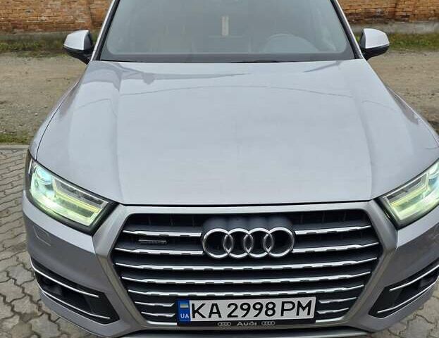 Серый Ауди Ку 7, объемом двигателя 3 л и пробегом 248 тыс. км за 25000 $, фото 5 на Automoto.ua