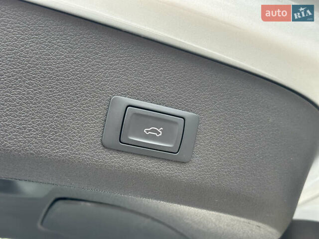 Сірий Ауді Ку 7, об'ємом двигуна 2.97 л та пробігом 320 тис. км за 19700 $, фото 11 на Automoto.ua