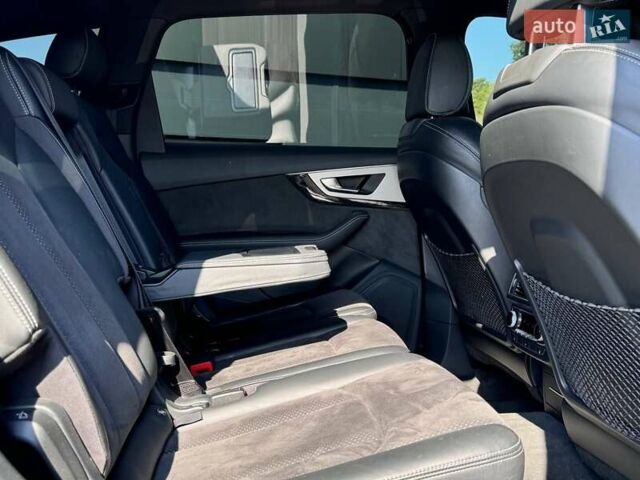 Сірий Ауді Ку 7, об'ємом двигуна 3 л та пробігом 252 тис. км за 37800 $, фото 27 на Automoto.ua