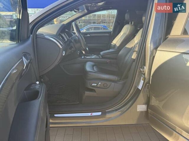 Сірий Ауді Ку 7, об'ємом двигуна 3 л та пробігом 230 тис. км за 17000 $, фото 6 на Automoto.ua