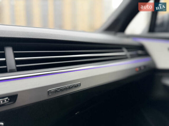 Серый Ауди Ку 7, объемом двигателя 2.97 л и пробегом 246 тыс. км за 34500 $, фото 29 на Automoto.ua