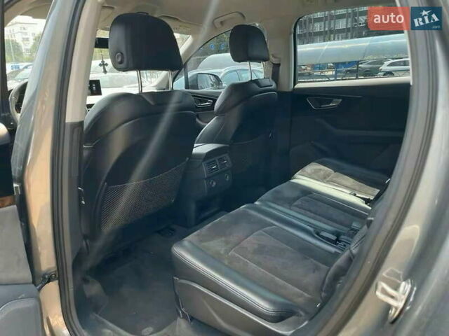 Серый Ауди Ку 7, объемом двигателя 3 л и пробегом 154 тыс. км за 32500 $, фото 10 на Automoto.ua