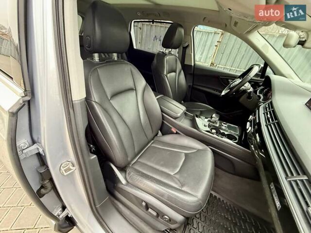 Серый Ауди Ку 7, объемом двигателя 3 л и пробегом 415 тыс. км за 24999 $, фото 53 на Automoto.ua